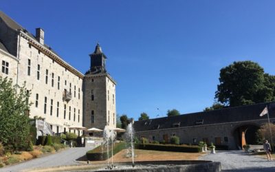 Do you need to stay in a castle to rip your child’s attention away from their screens?
